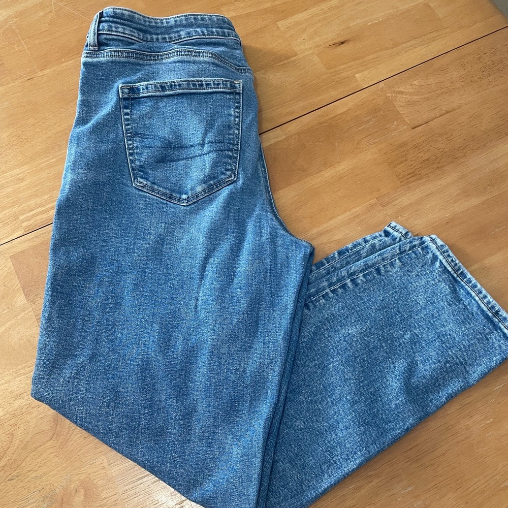 American Eagle Mom Jean
